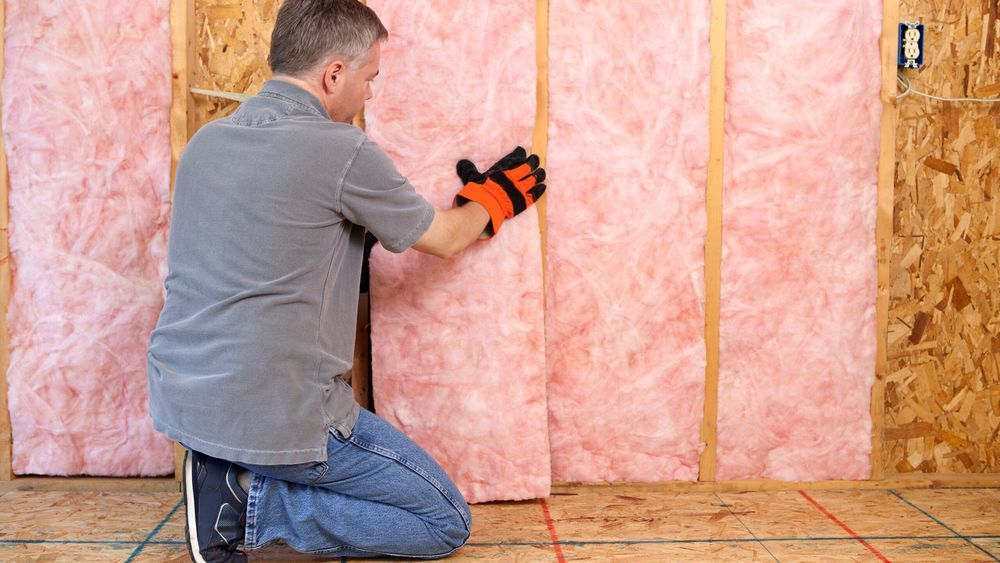 fiberglass_insulation_home_iStock_182186960